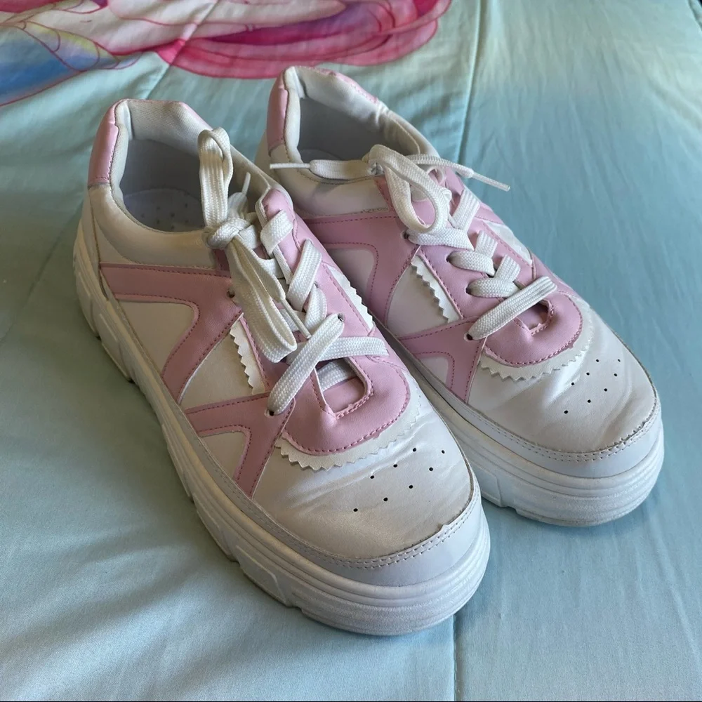 Koi Footwear Kawaii Platform Trainers sneakers pink and white - Picture 2 of 9